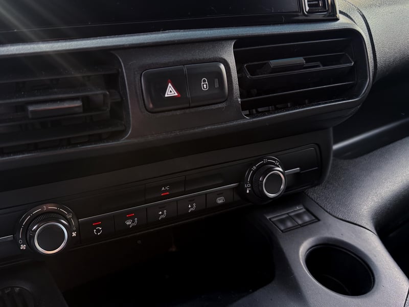 Peugeot Partner HDI L1 1.6 2022 - Imagen 16 de 20