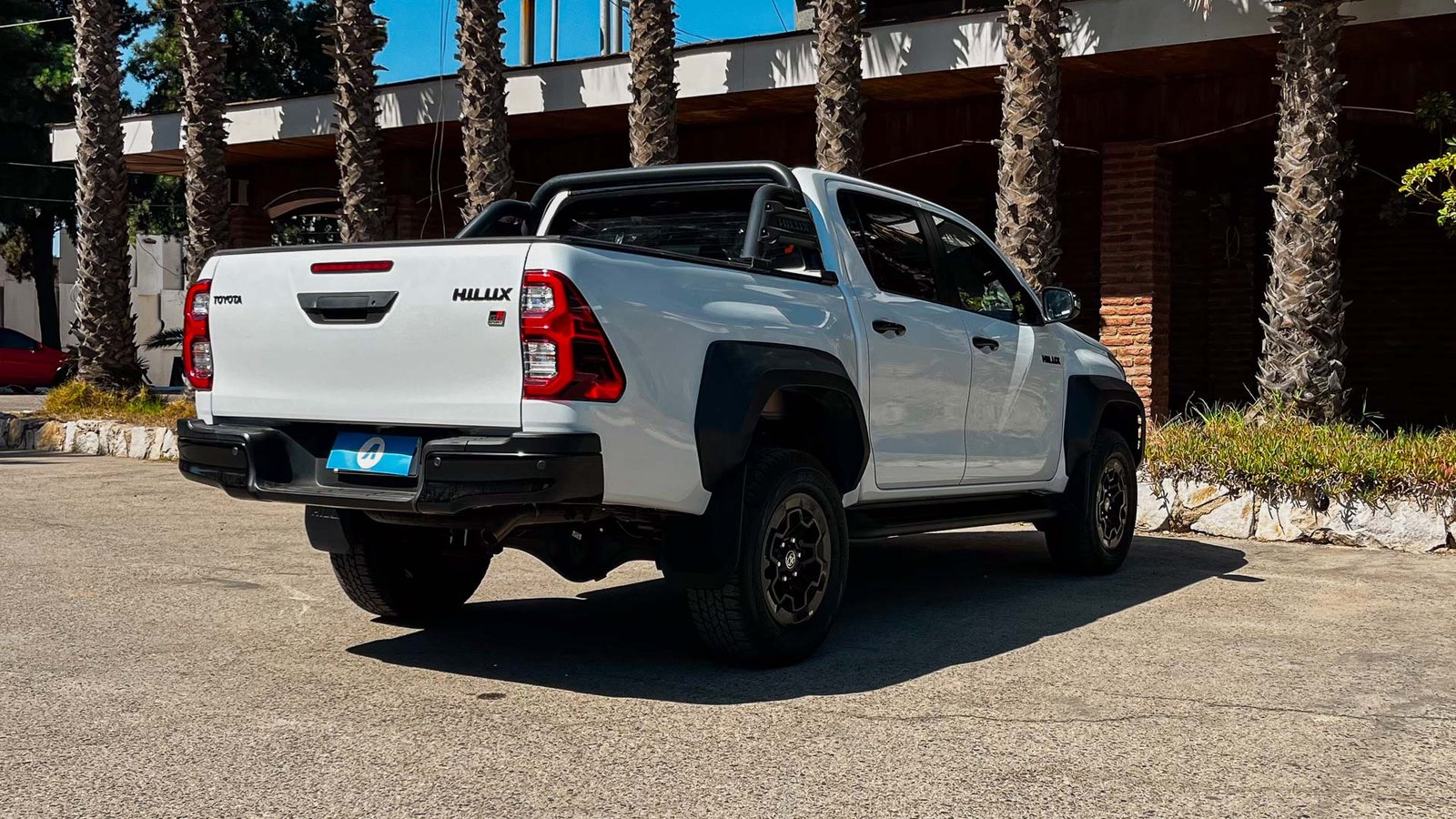 Toyota Hilux GRS 4WD AT 2.8 2025 - Imagen 4 de 20