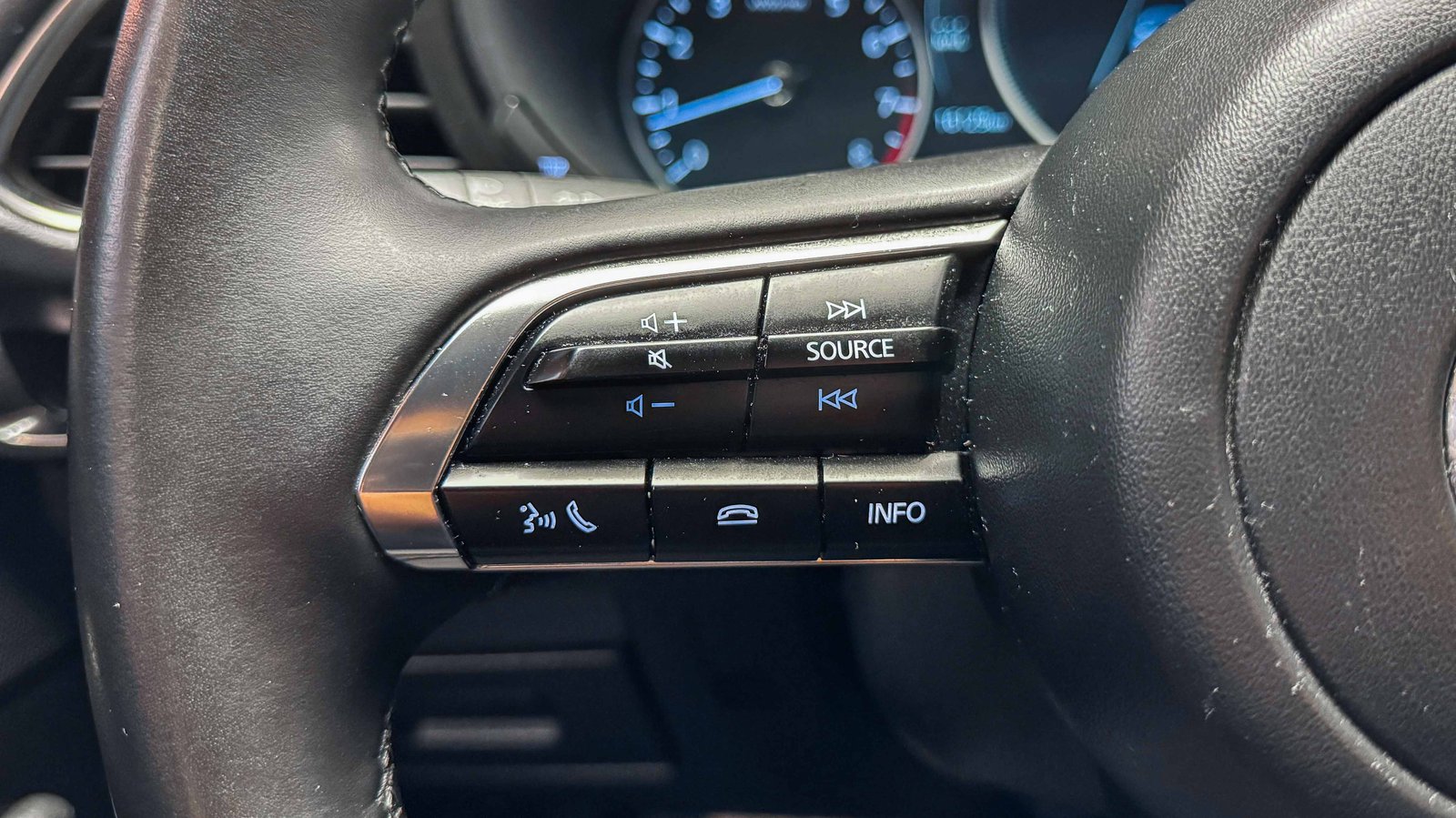 Mazda 3 Core 2.0 2025 - Imagen 8 de 20