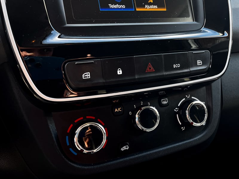 Renault KWID E-Tech 2025 - Imagen 16 de 19
