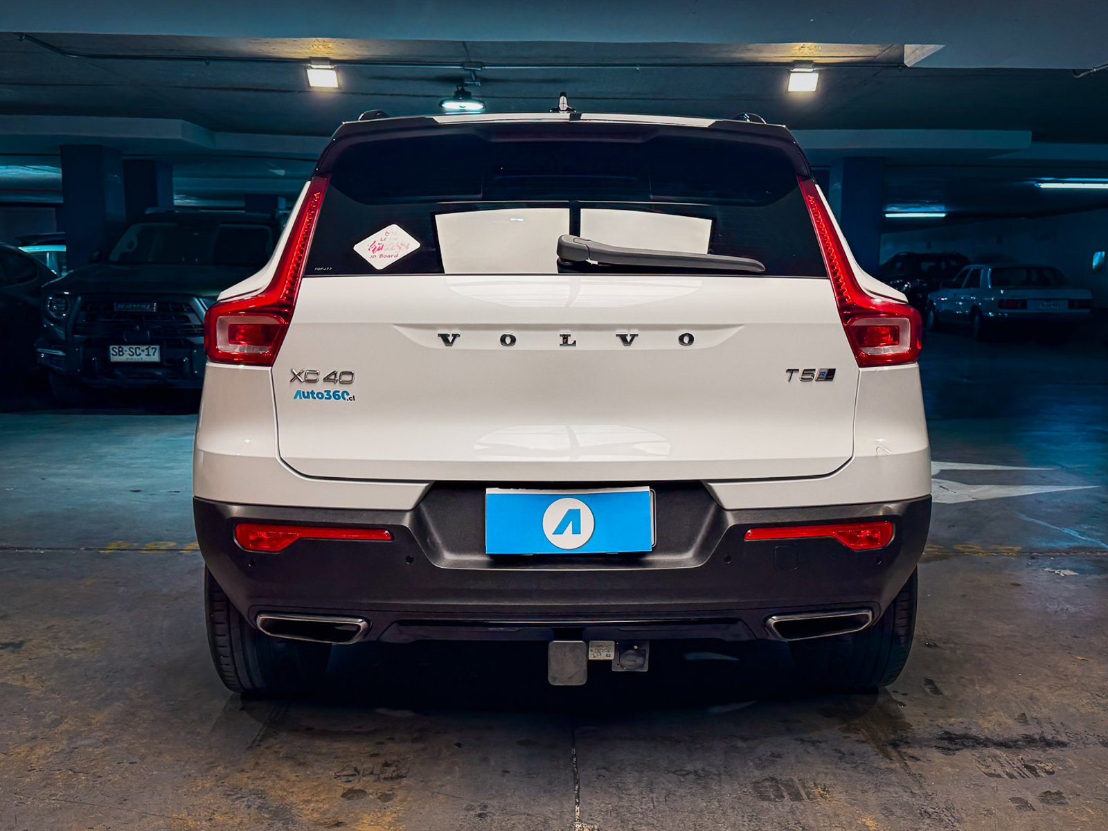 Volvo XC40 T5 R-Design 2.0 2020 - Foto 3 de 20