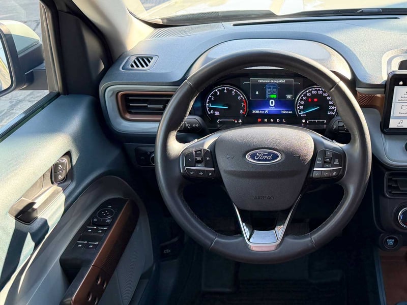 Ford Maverick Lariat 4x4 2.0 2023 - Imagen 13 de 20