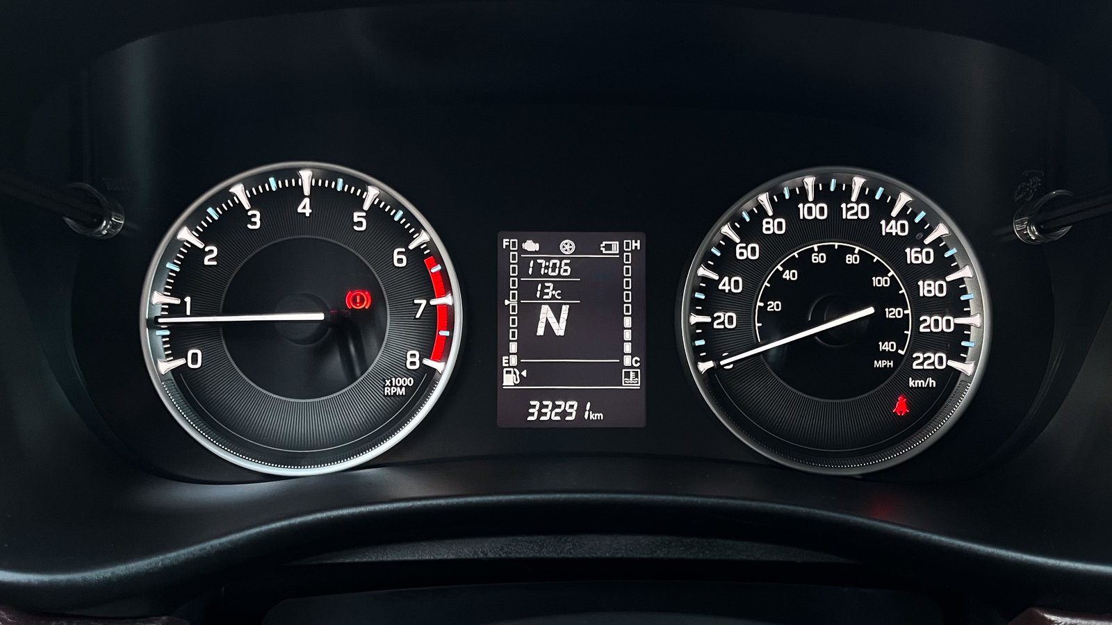 Suzuki Fronx GL 1.5 AT Hybrid 2025 - Imagen 8 de 20