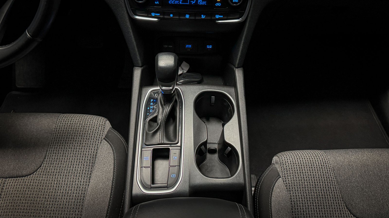 Hyundai Santa Fe Plus AT 2.5 2021 - Imagen 18 de 20