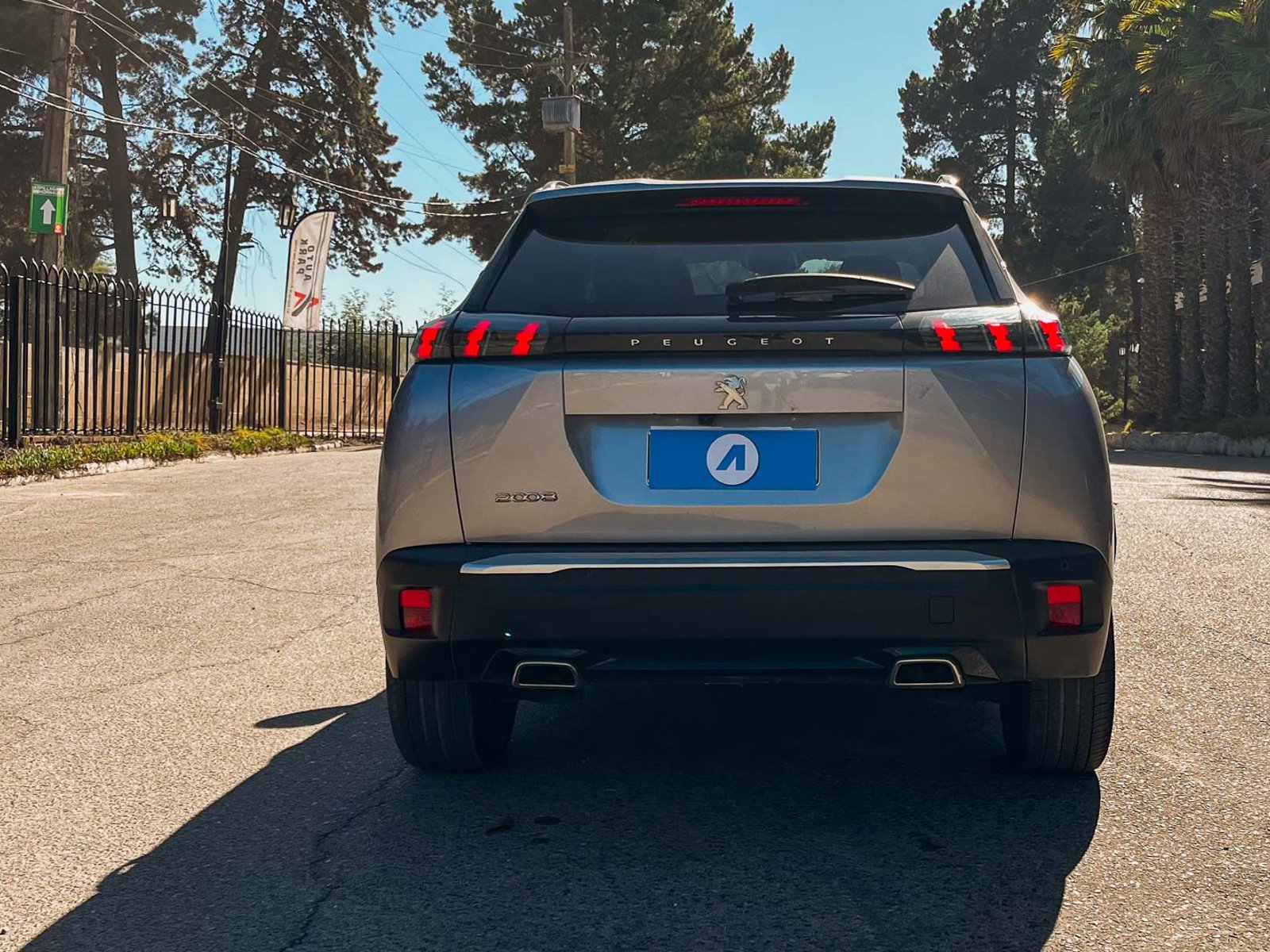 Peugeot 2008 Allure Pack 1.2 2021 - Foto 3 de 20