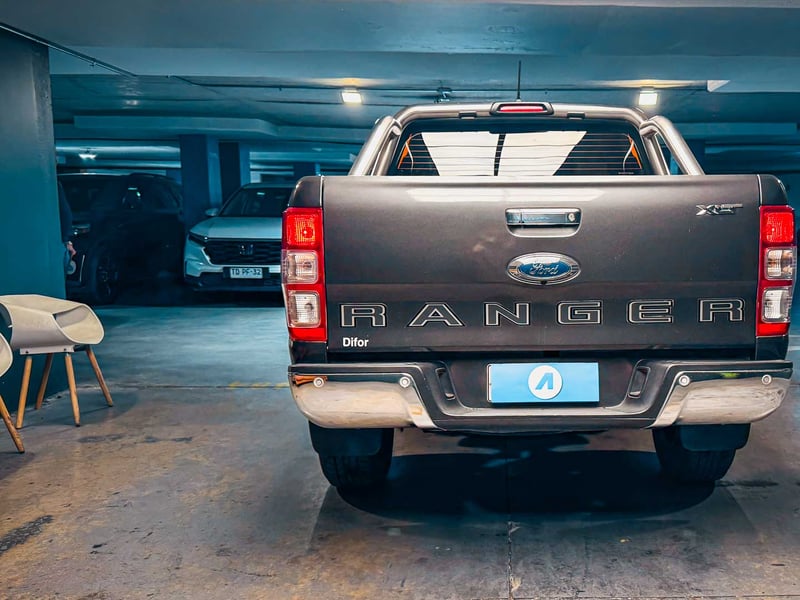Ford Ranger XLT DC 4x2 3.2 2022 - Imagen 3 de 20