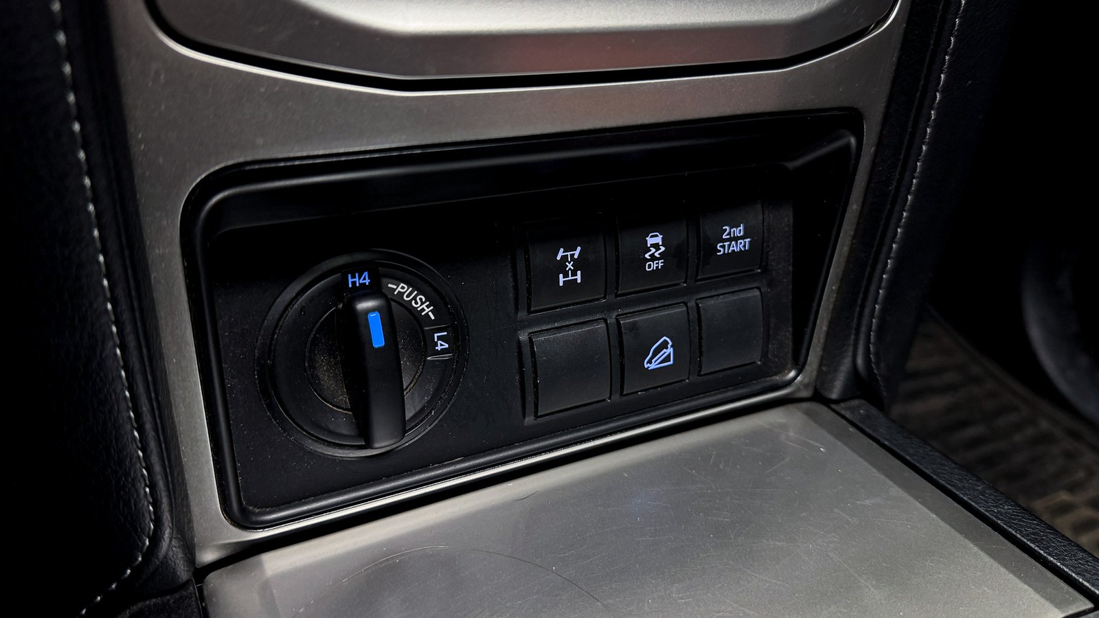 Toyota Land Cruiser Prado VX 4x4 4.0 2023 - Imagen 19 de 20