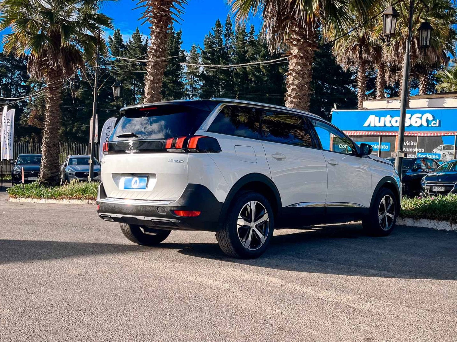 Peugeot 5008 Allure Pack Blue HDI 1.5 2023 - Foto 4 de 20