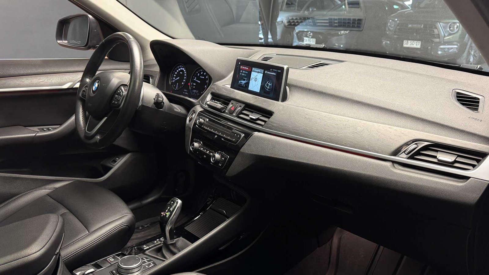 BMW X1 XDrive XLine 20i 2.0 2019 - Imagen 12 de 20