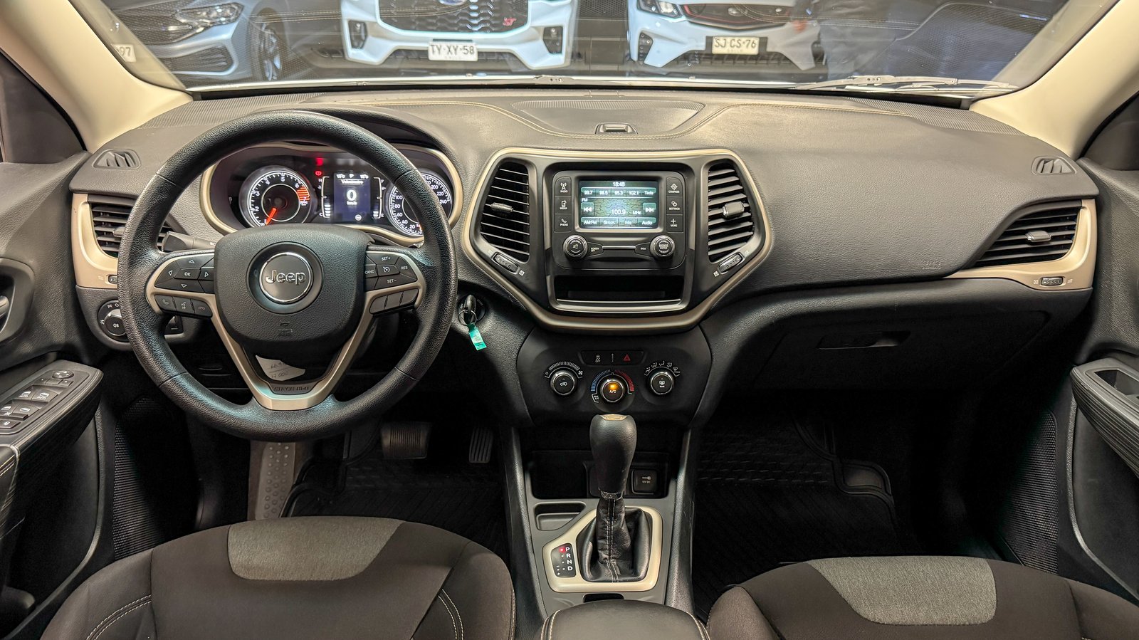 Jeep Cherokee Sport AT 2.4 2017 - Imagen 14 de 20