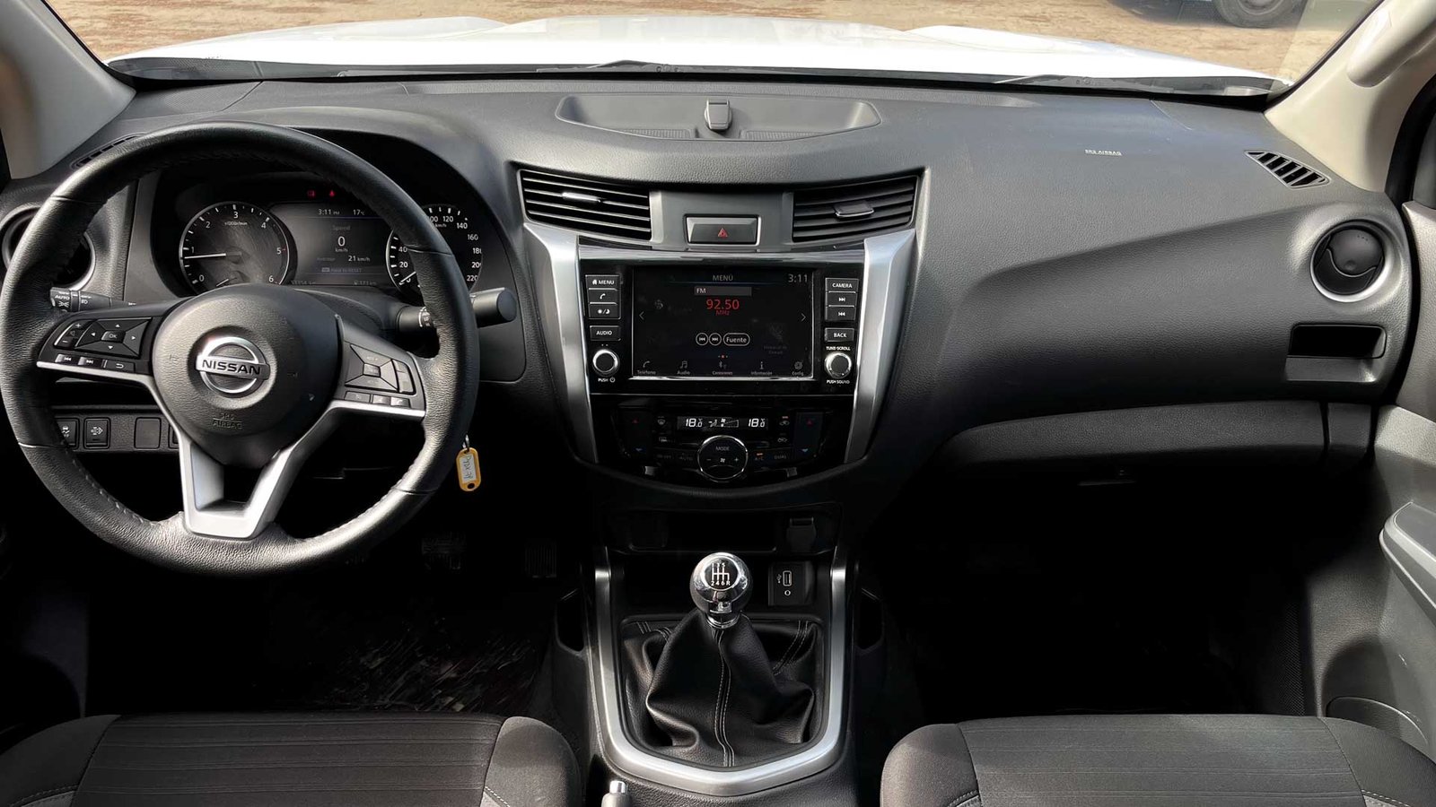 Nissan Navara XE MT 4x2 2.3 2021 - Imagen 12 de 12