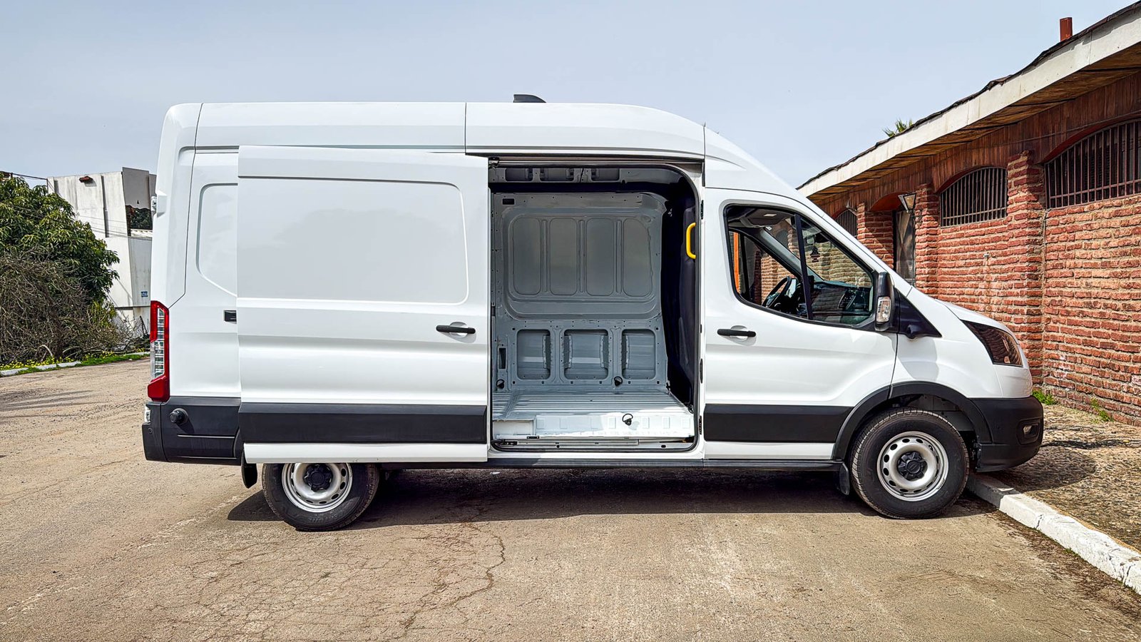Ford Transit Techo alto L3H3 MT 2.0 2026 - Imagen 9 de 20