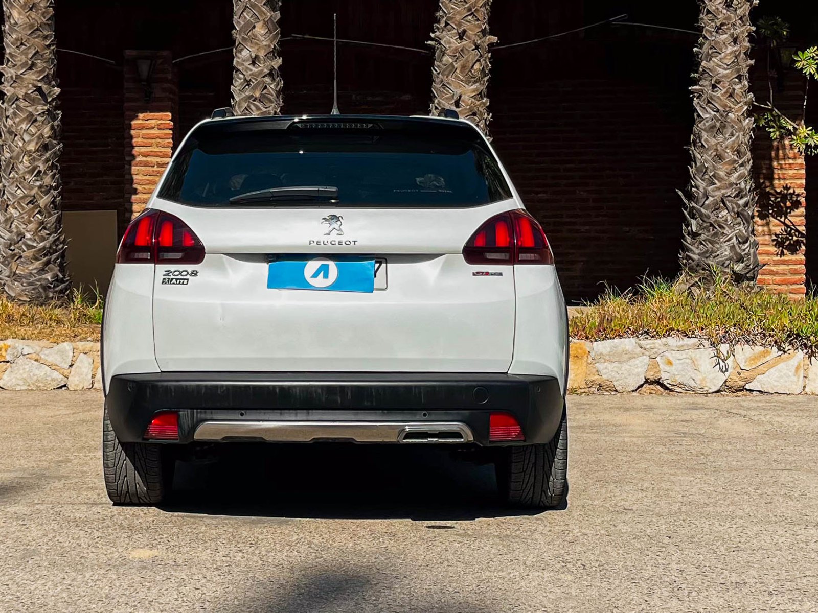 Peugeot 2008 GT LINE 1.2 AT 2018 - Foto 3 de 20