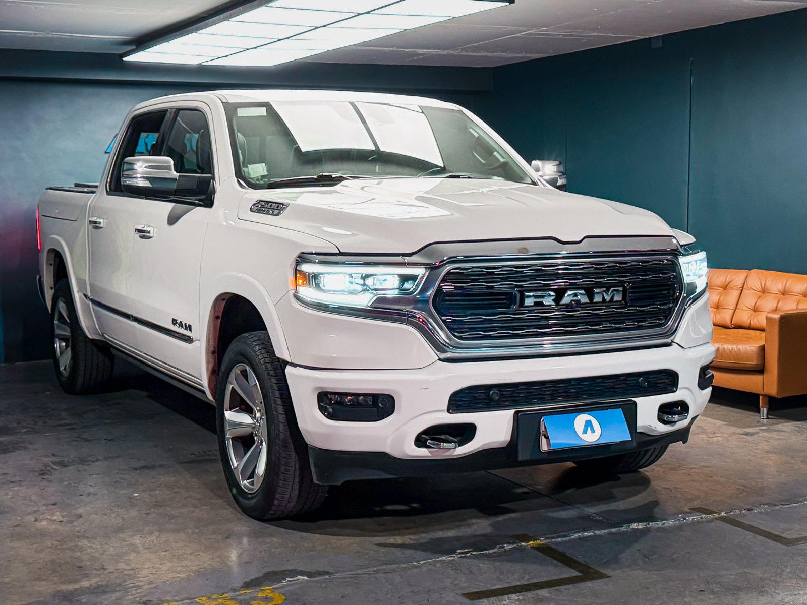 RAM 1500 Limited 4X4 5.7 AT 2022 - Foto 5 de 20