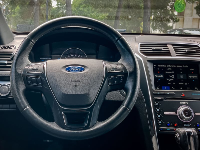 Ford Explorer Ecoboost Limited 2.3 2019 - Imagen 12 de 20