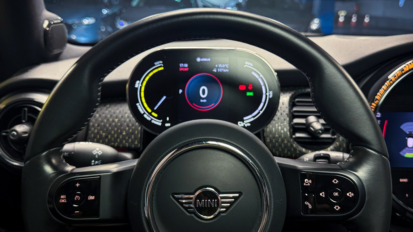 Mini Cooper SE Favoured 2023 - Imagen 7 de 20