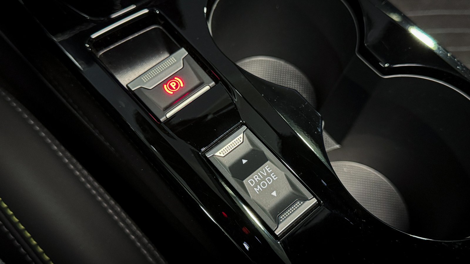 Peugeot 2008 GT Hybrid AT 1.2 2026 - Imagen 20 de 20
