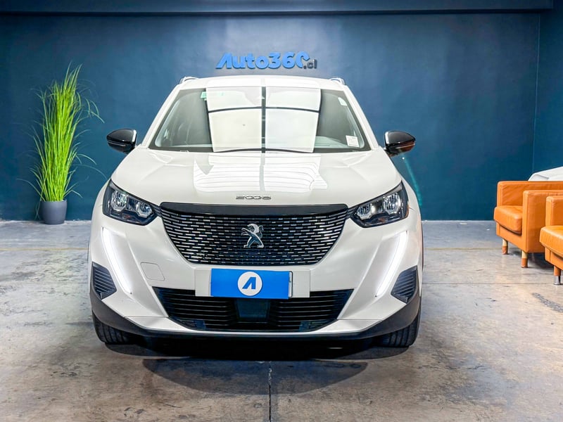 Peugeot 2008 Allure Puretech 1.2 2023 - Imagen 6 de 20