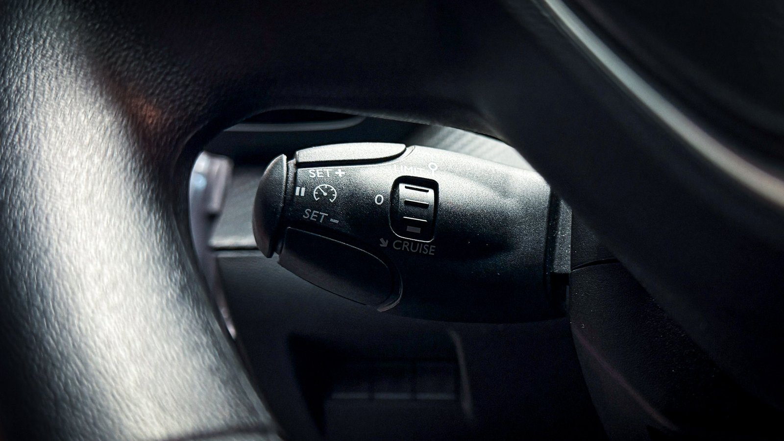 Peugeot 208 Style Puretech 1.2 2023 - Imagen 11 de 20