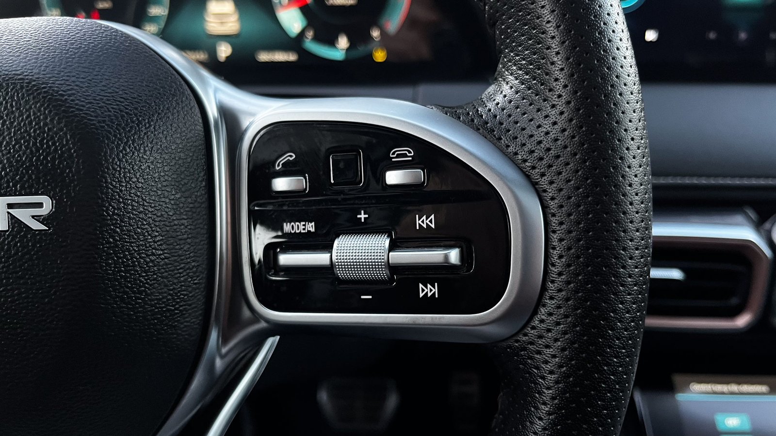 Jetour X70 PLUS LUX 4X2 1.6 AT 2025 - Imagen 10 de 20