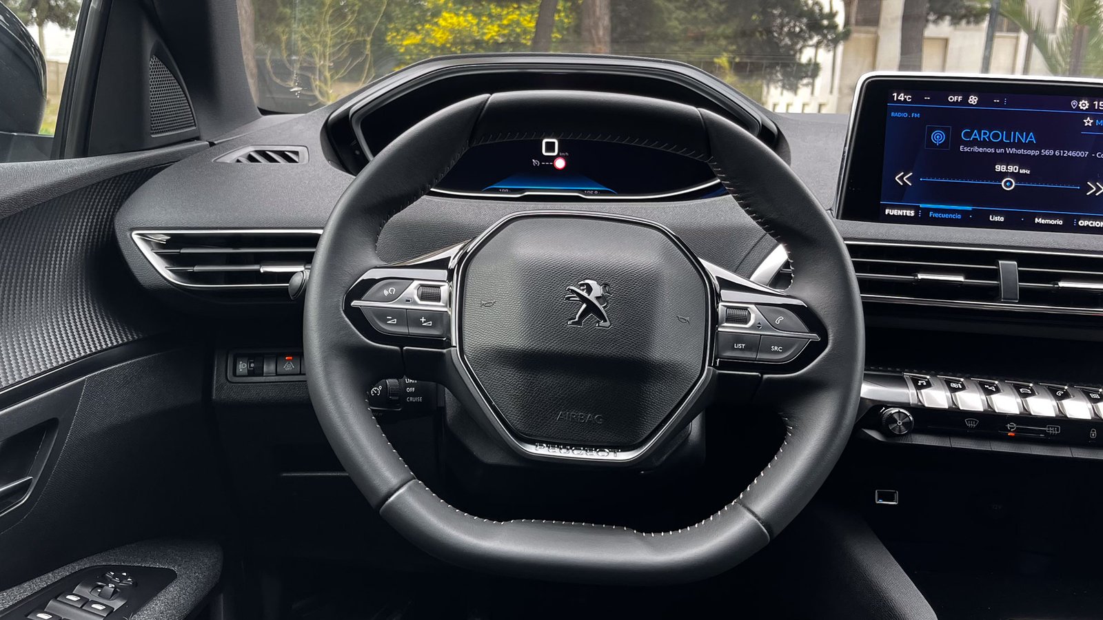 Peugeot 3008 Active Pack 1.2 2024 - Imagen 12 de 20