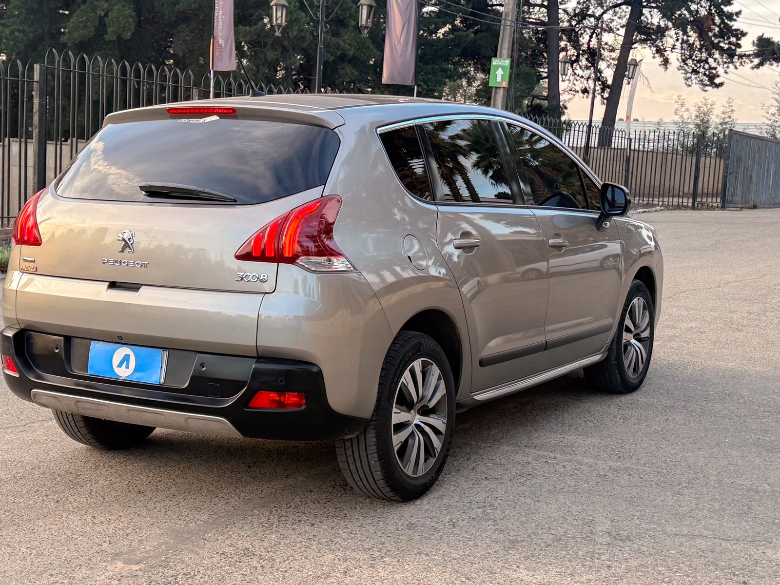 Peugeot 3008 Allure HDI 1.6 2017 - Foto 4 de 20