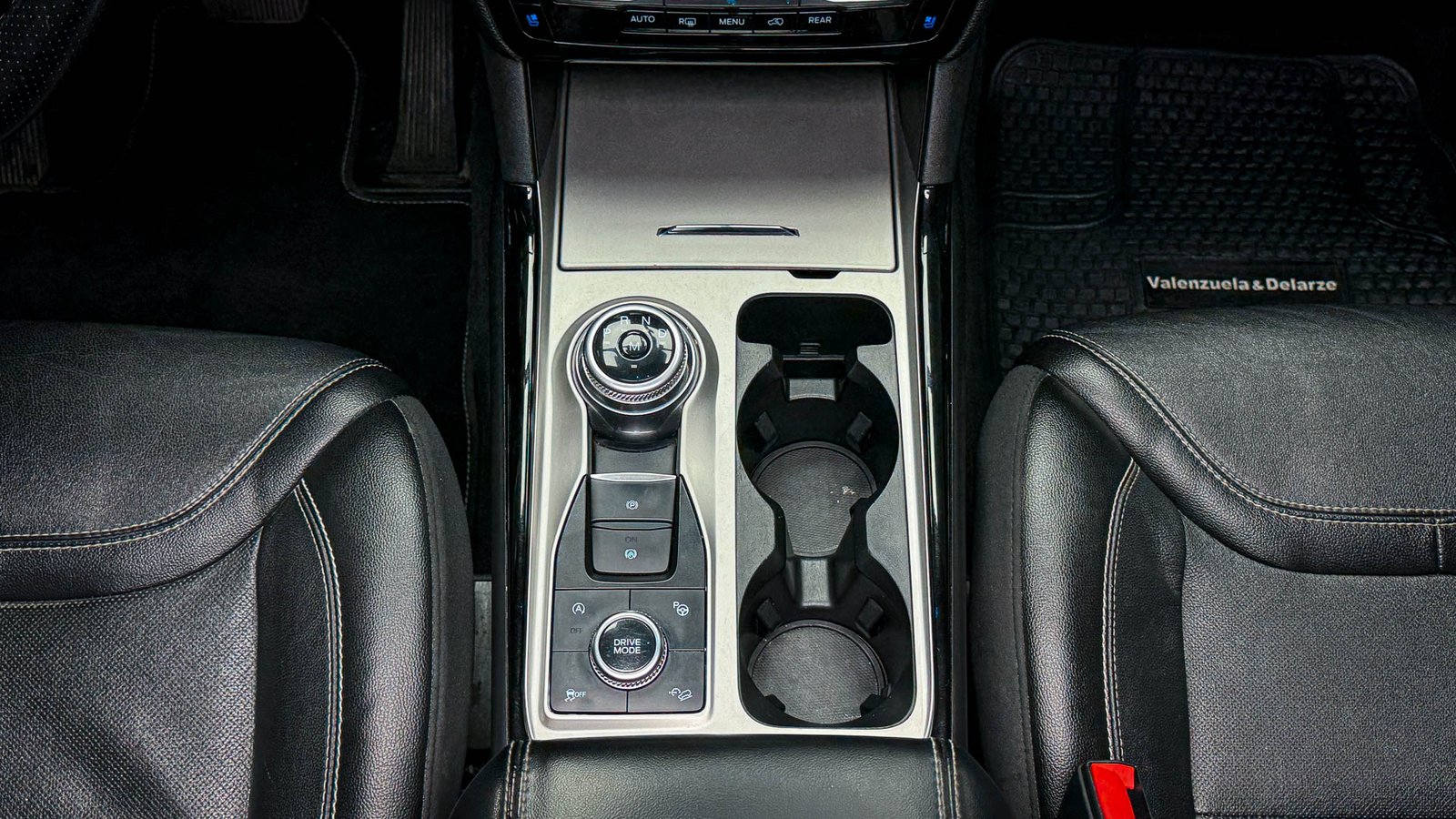 Ford Explorer ST 4WD 2023 - Imagen 19 de 20