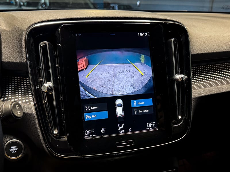 Volvo XC40 T5 R-Design 2.0 2020 - Imagen 16 de 20