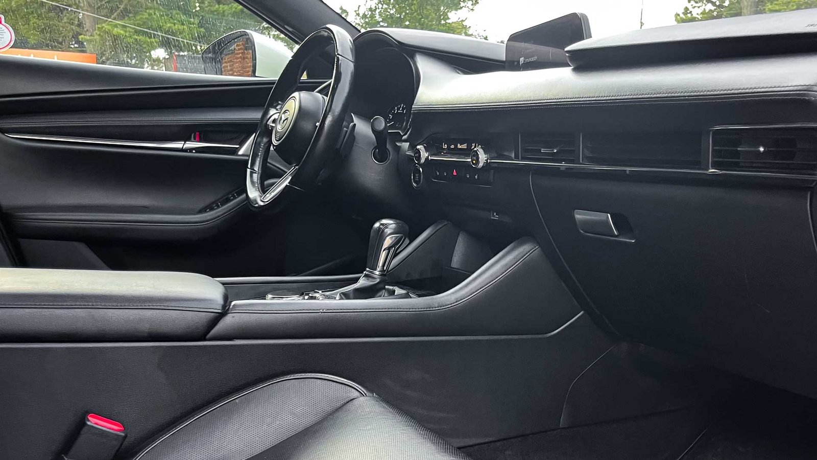 Mazda 3 Sport GTX 2.5 2023 - Imagen 12 de 17