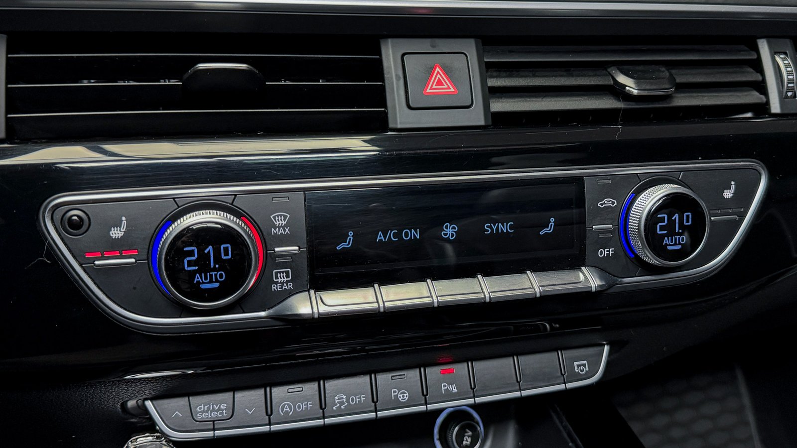 Audi A5 QUATTRO 45 TFSI 2020 - Imagen 18 de 20