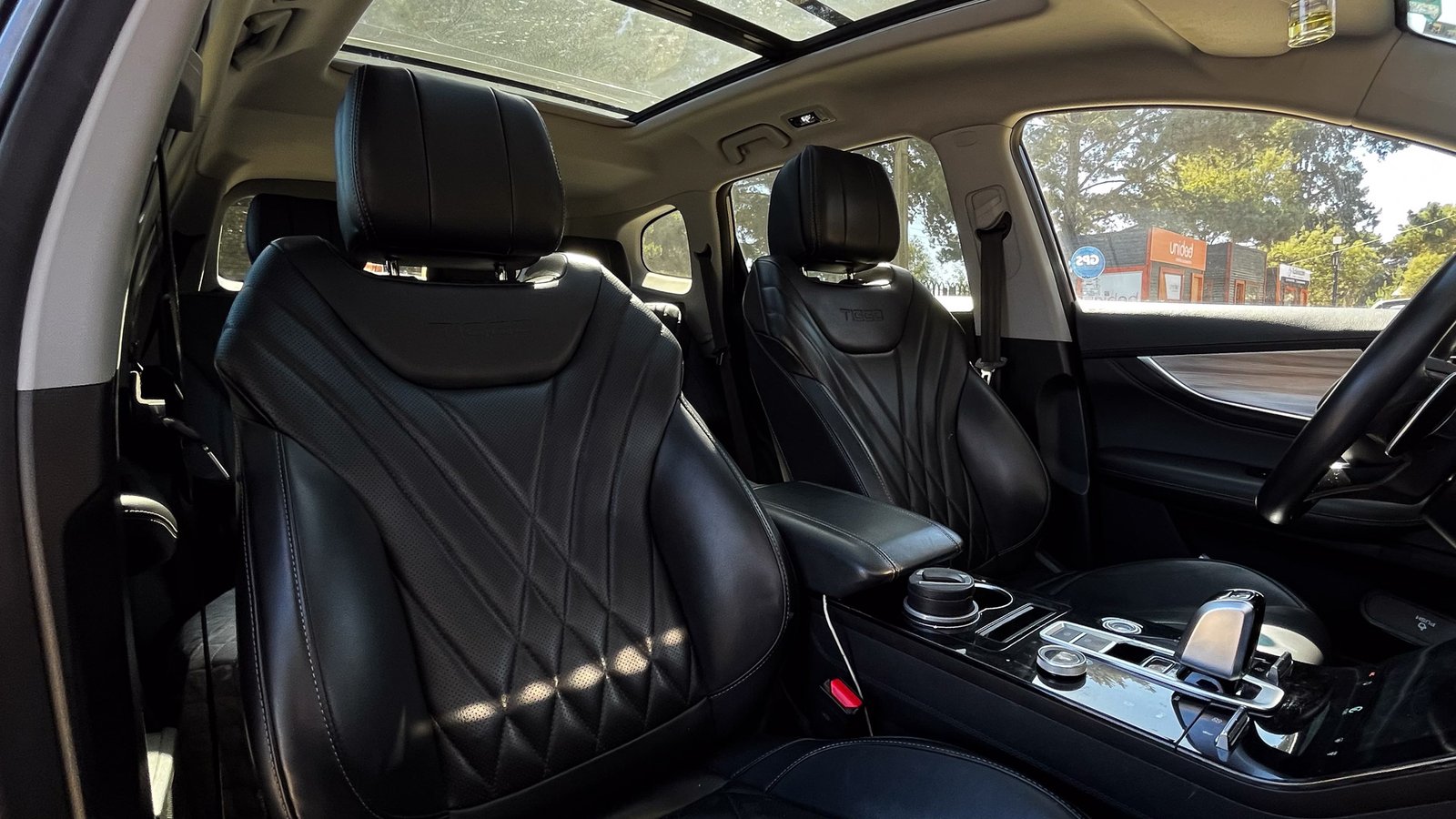 Chery Tiggo 8 Pro Max 2.0T 2023 - Imagen 19 de 20