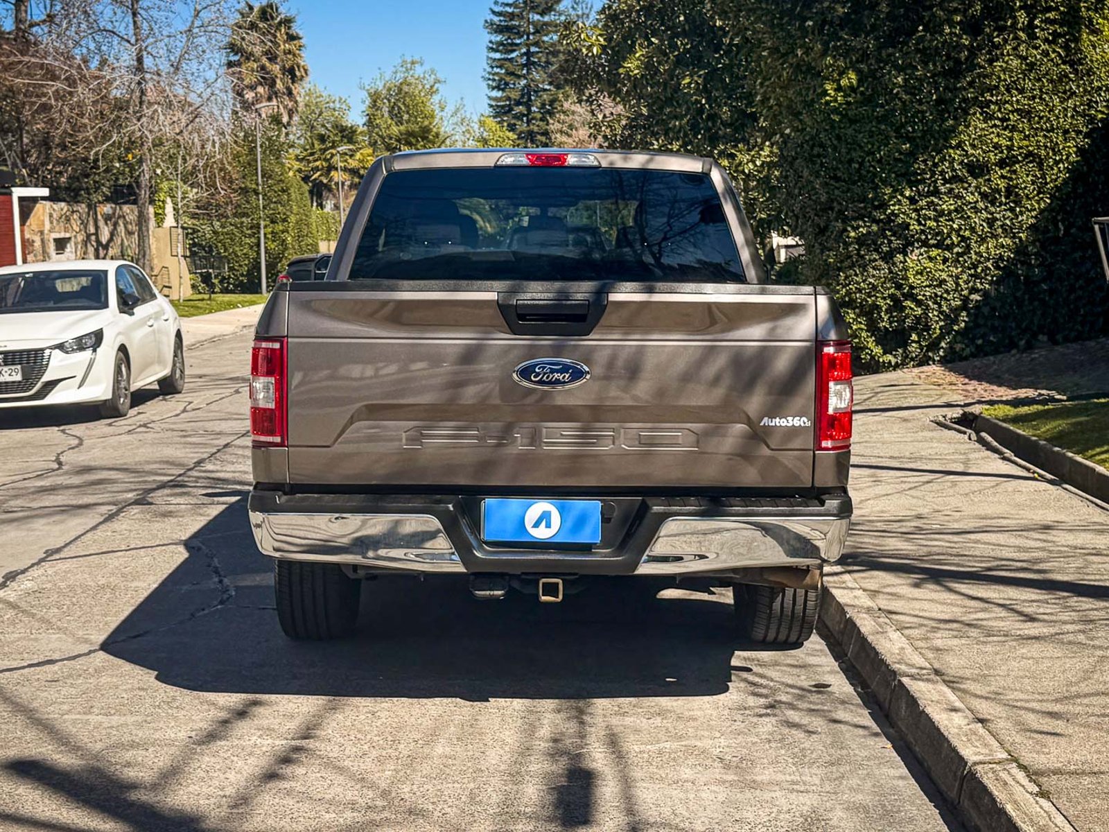 Ford F-150 XLT DC 4X2 3.3 2020 - Foto 3 de 20