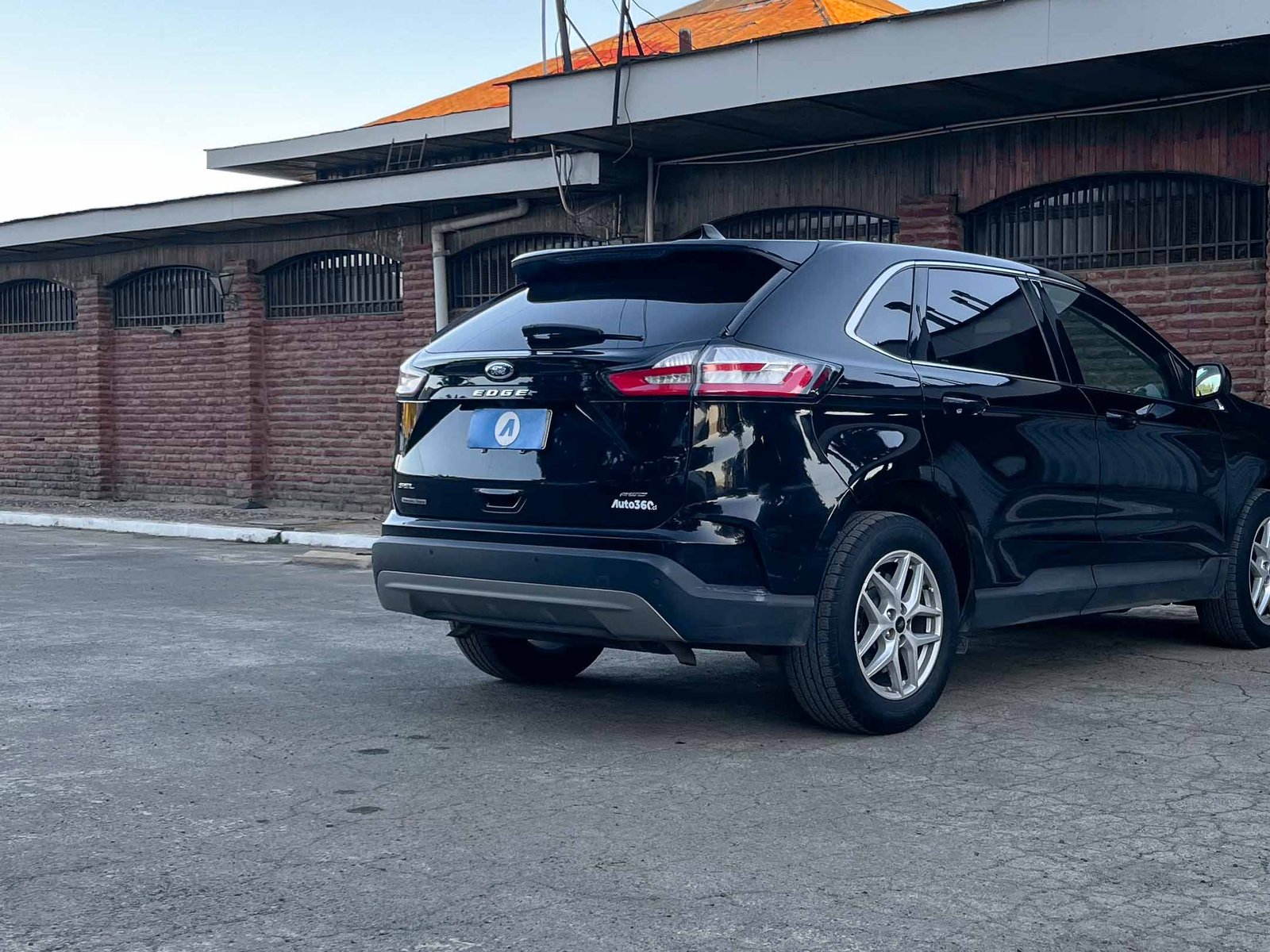 Ford Edge SEL AWD 2.0 2024 - Foto 4 de 20