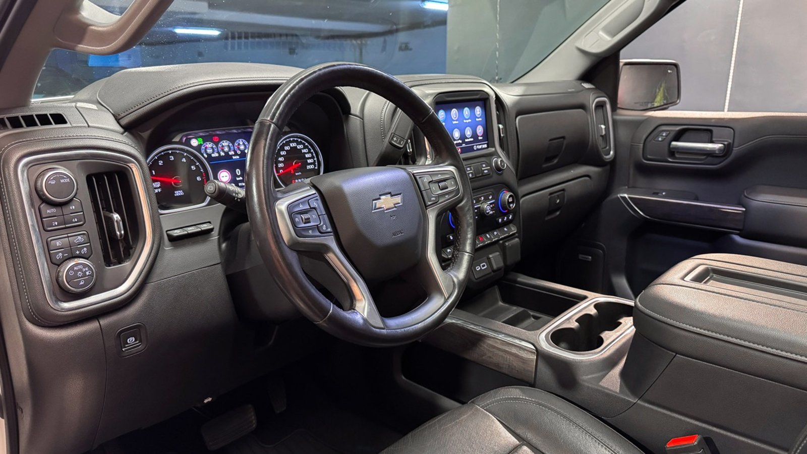Chevrolet Silverado LTZ 2021 - Imagen 14 de 20
