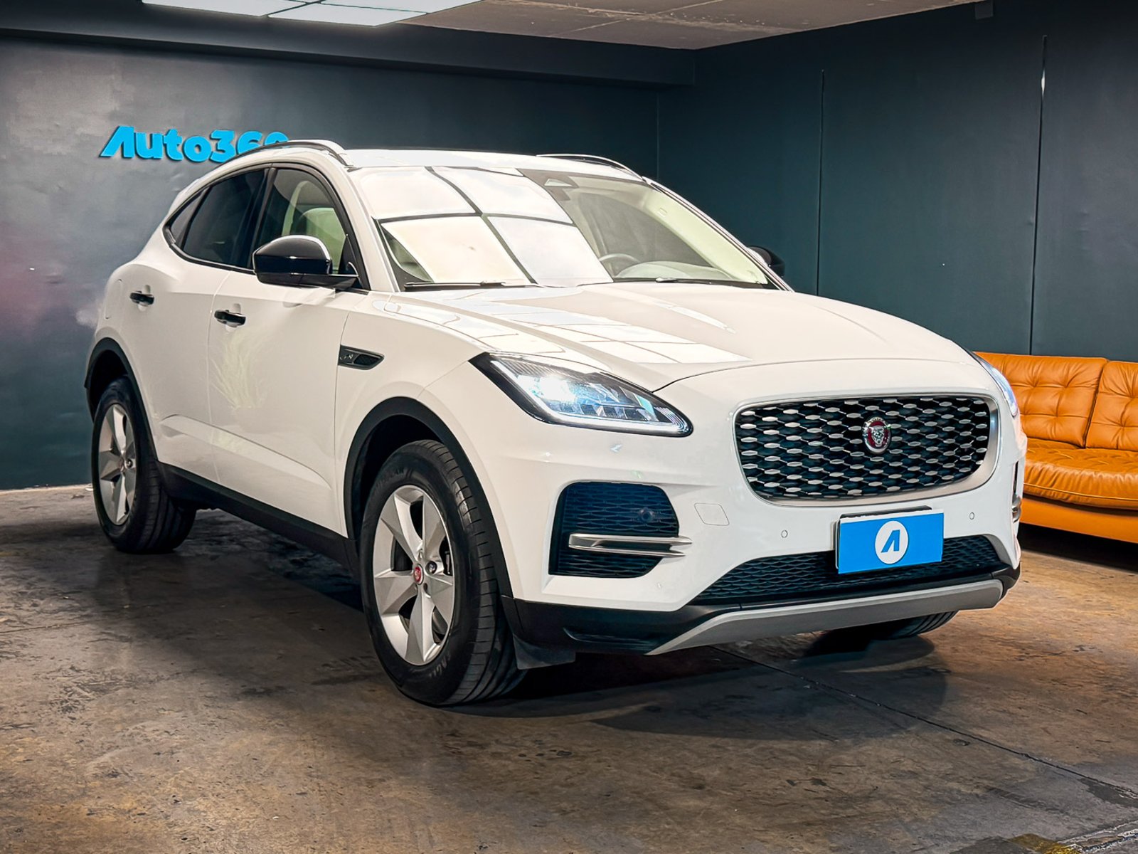 Jaguar E-Pace S AWD 2.0 2022 - Foto 5 de 20