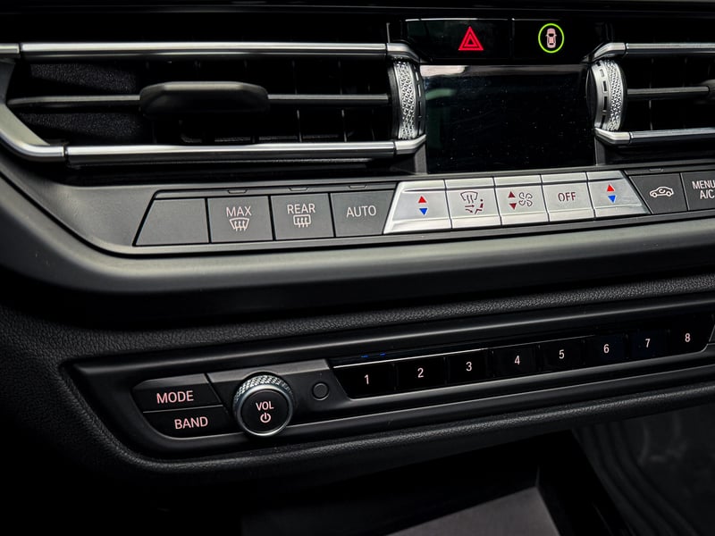 BMW 135I xDrive 2.0 2023 - Imagen 18 de 20