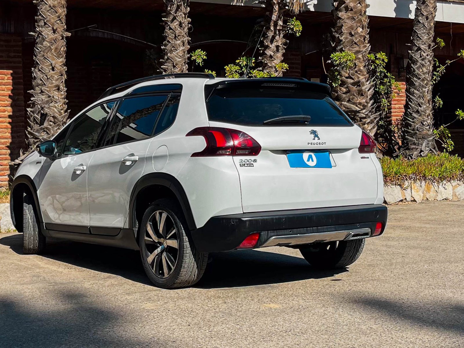 Peugeot 2008 GT LINE 1.2 AT 2018 - Foto 2 de 20