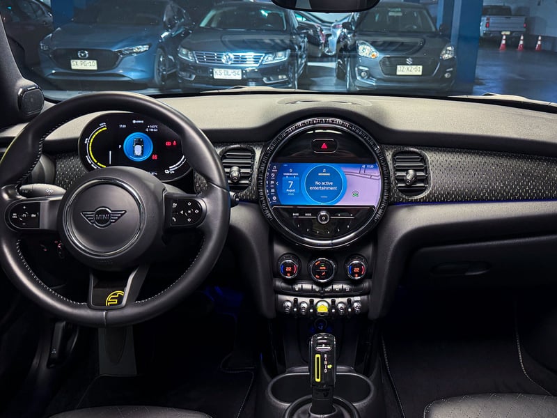 Mini Cooper SE Favoured 2023 - Imagen 14 de 20