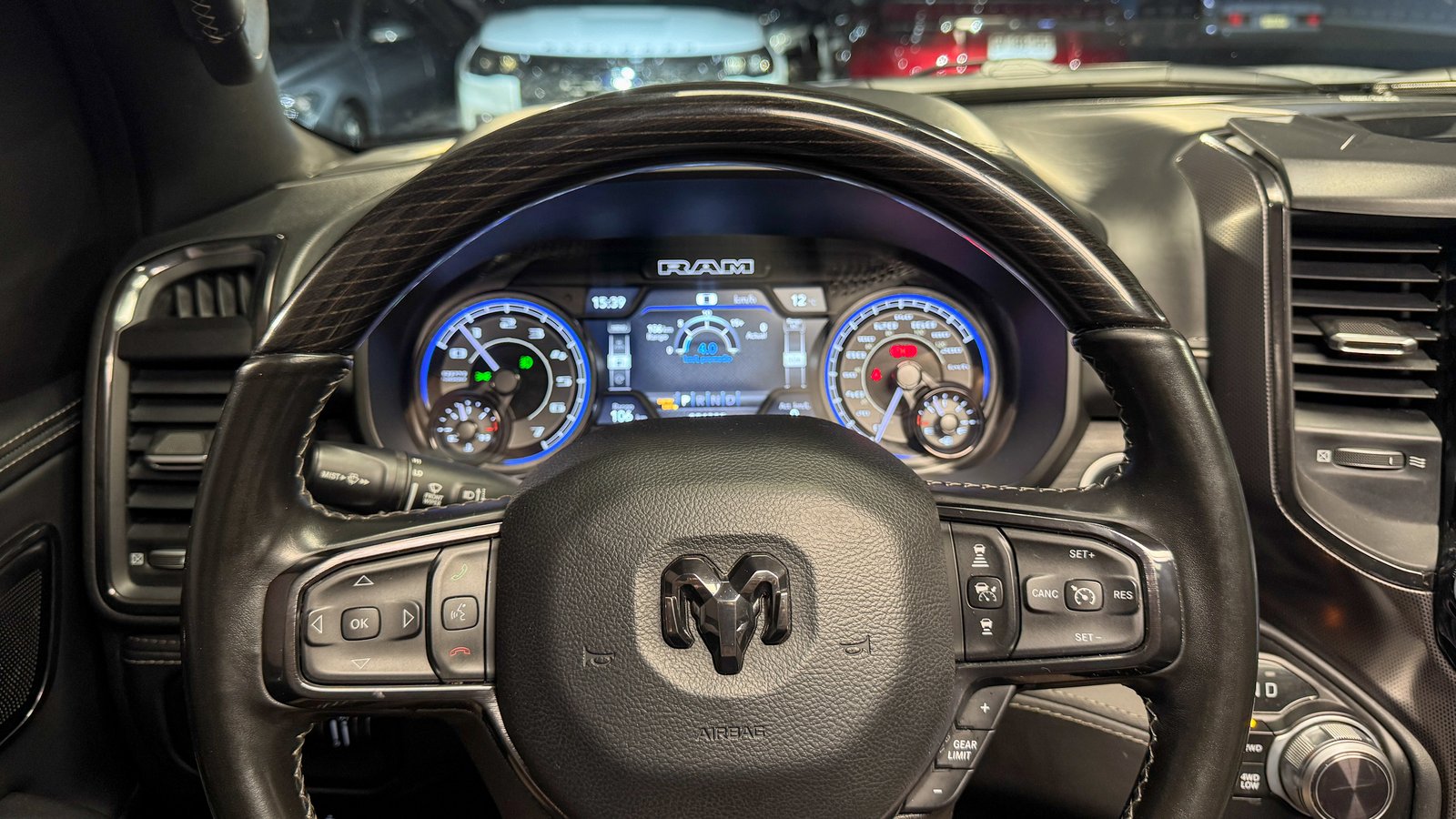 RAM 1500 Limited 4X4 5.7 AT 2022 - Imagen 8 de 20