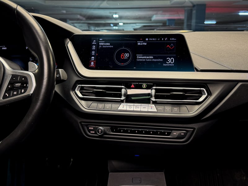 BMW 135I xDrive 2.0 2023 - Imagen 15 de 20