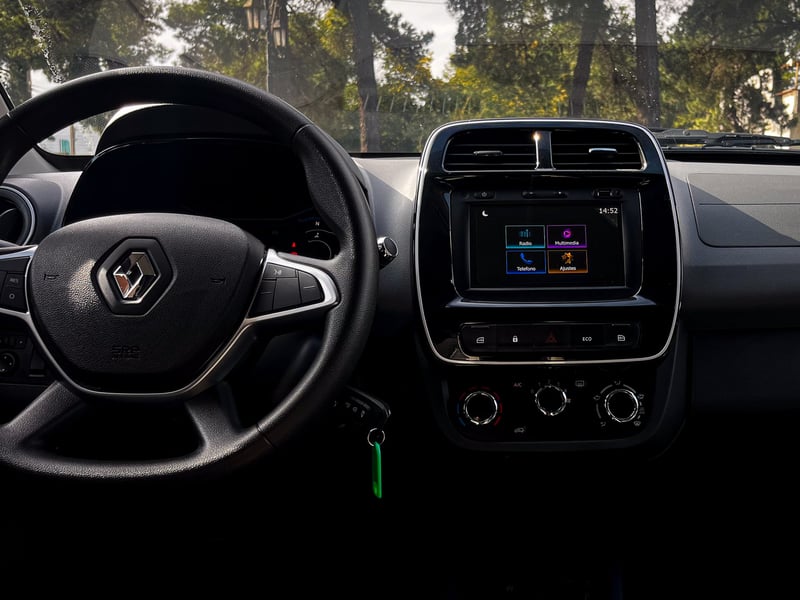 Renault KWID E-Tech 2025 - Imagen 14 de 19