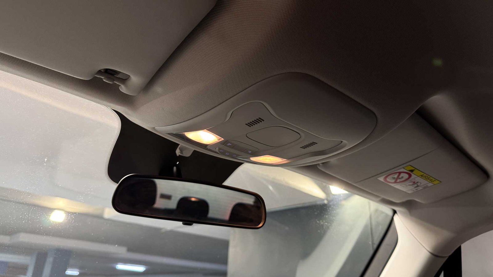 Jeep Renegade Sport LX MT 2023 - Imagen 20 de 20