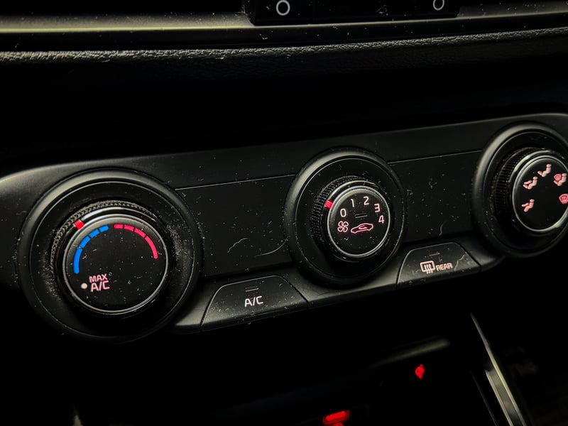 Kia Cerato EX MT 1.6 2023 - Imagen 17 de 20
