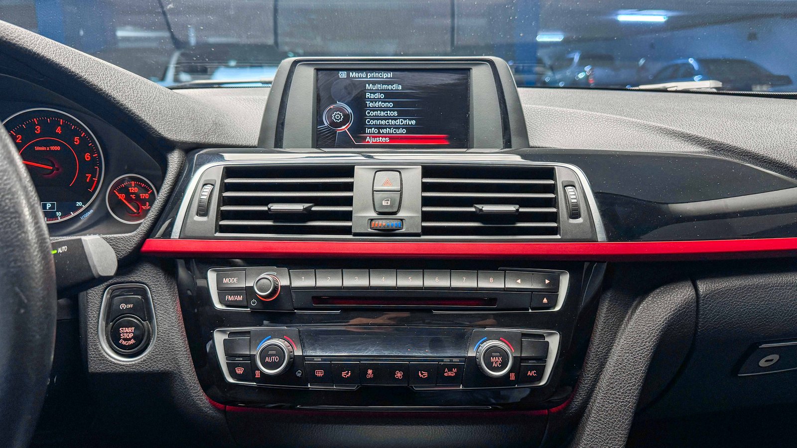 BMW 318i LCI 1.5 2017 - Imagen 15 de 20