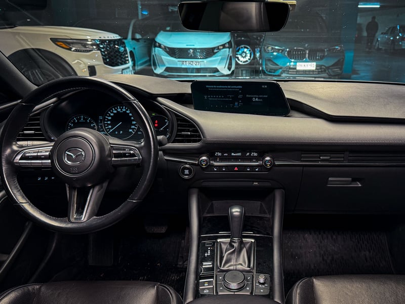 Mazda 3 Sport GTX 2.5 2023 - Imagen 14 de 20