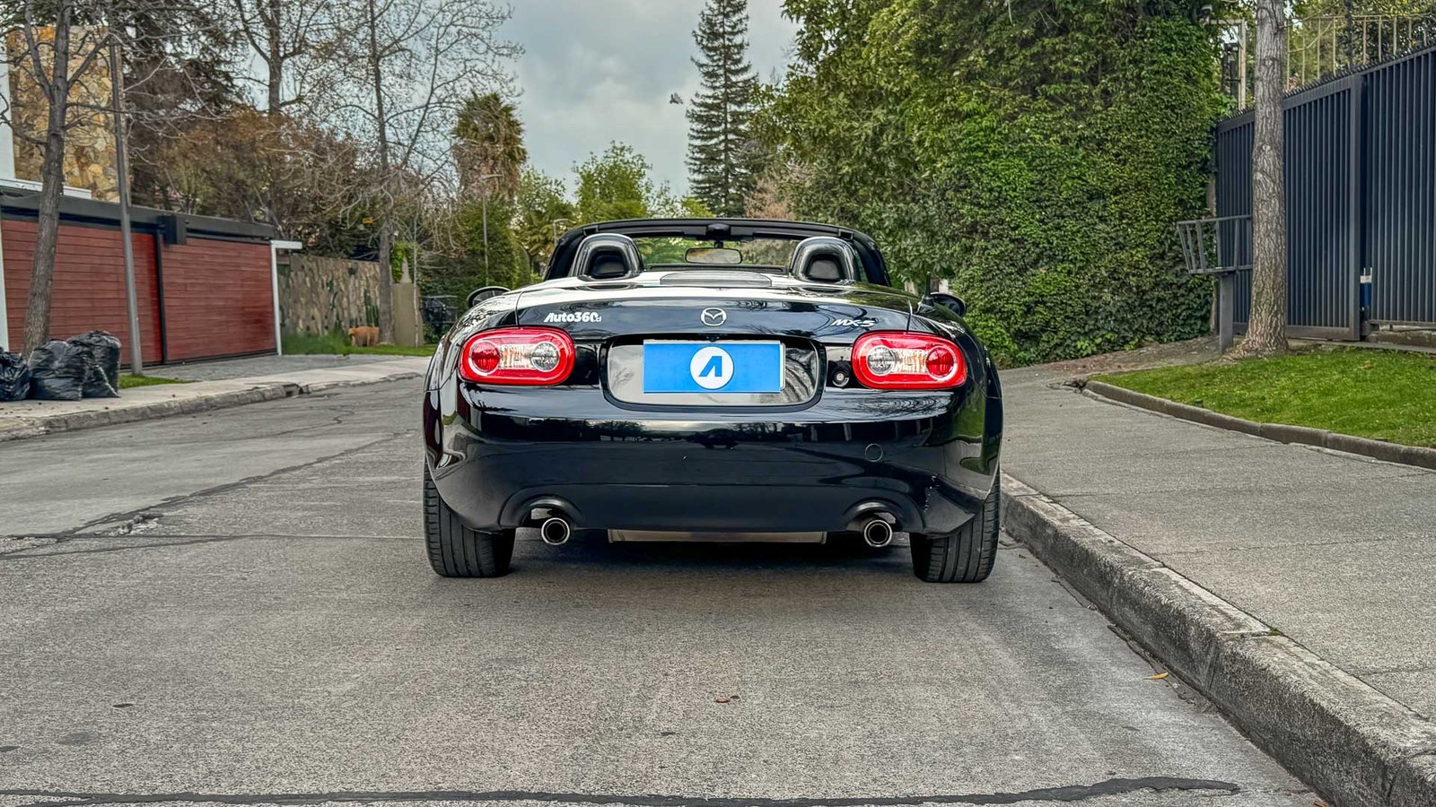 Mazda MX-5 Convertible 2.0 2015 - Imagen 3 de 18