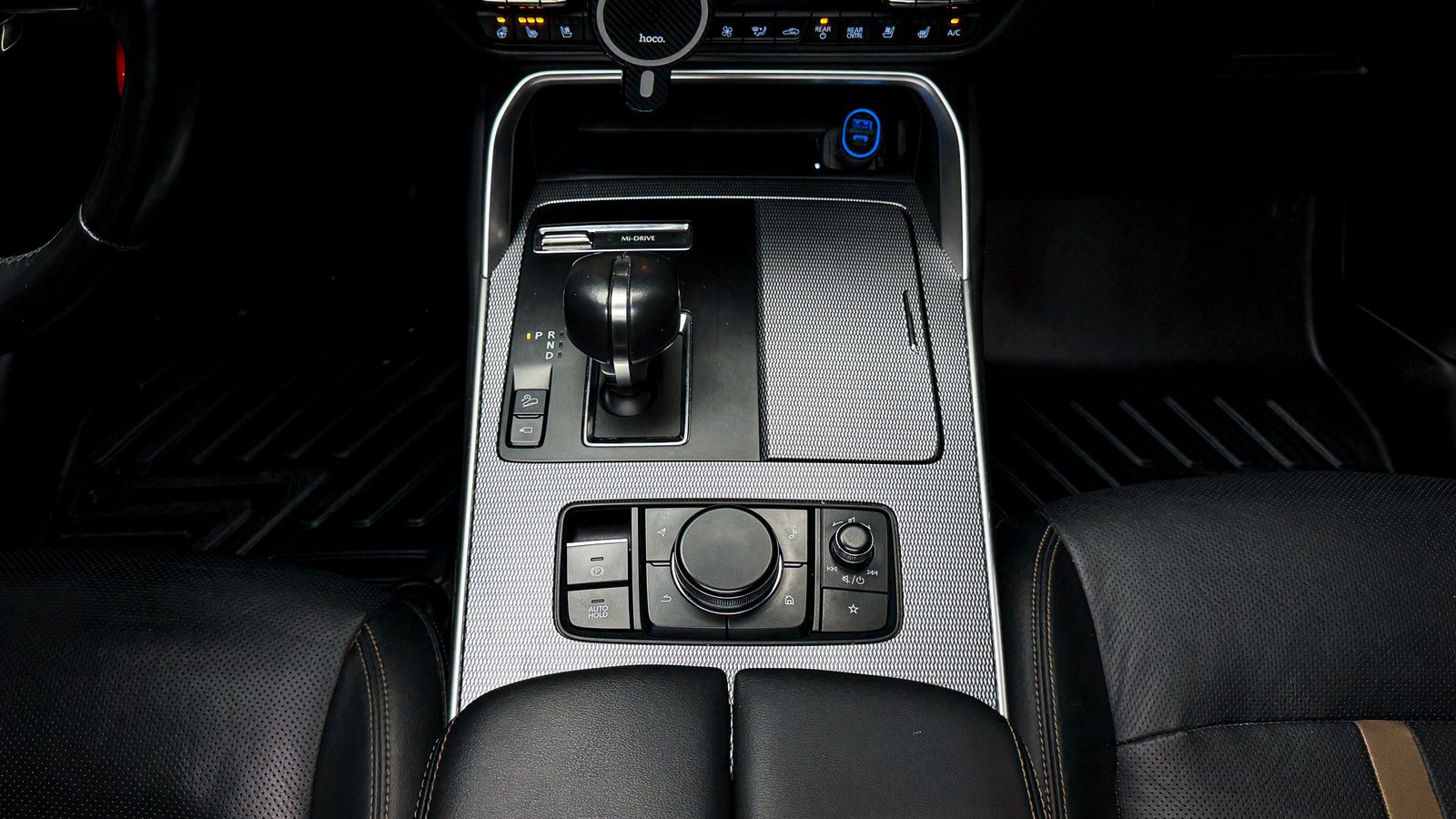 Mazda CX-90 Signature MHEV AWD 3.3 2024 - Imagen 19 de 20