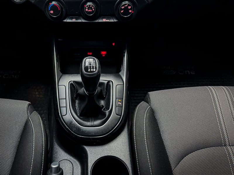 Kia Cerato EX MT 1.6 2023 - Imagen 18 de 20