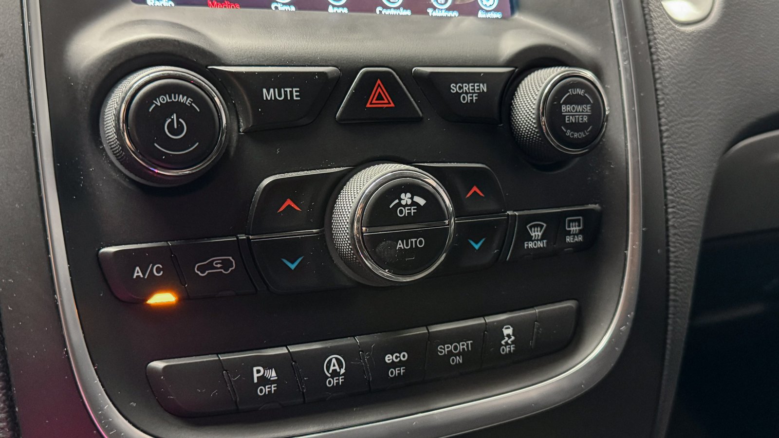Dodge Durango SXT 3.6 2020 - Imagen 18 de 20