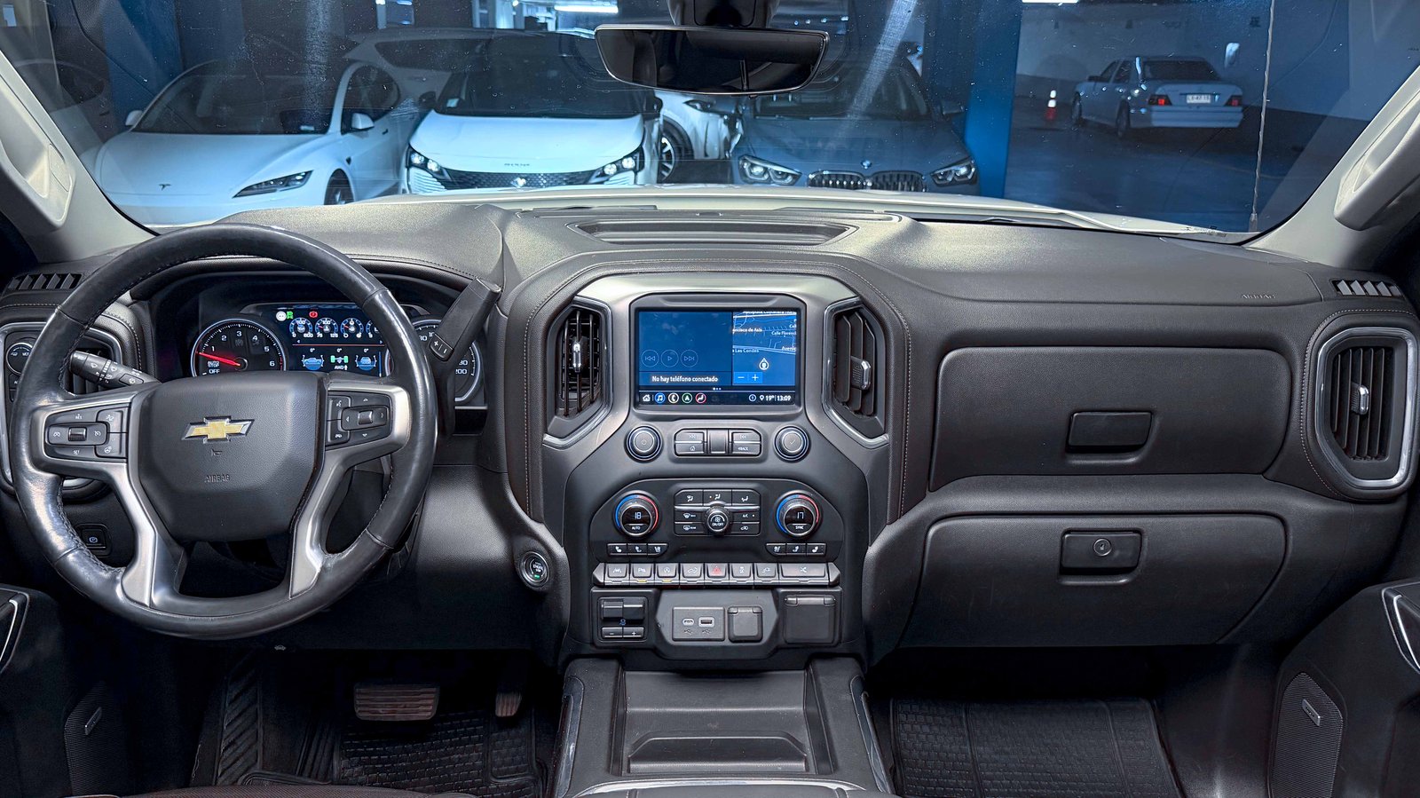 Chevrolet Silverado LTZ 5.3 2021 - Imagen 17 de 20